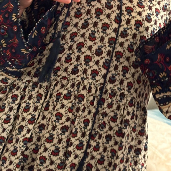 Bohemian Long Sleeve Dress with Lace-Up Detail - Picture 3 of 5